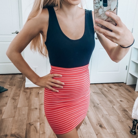 🎈Mini dress - Picture 1 of 4